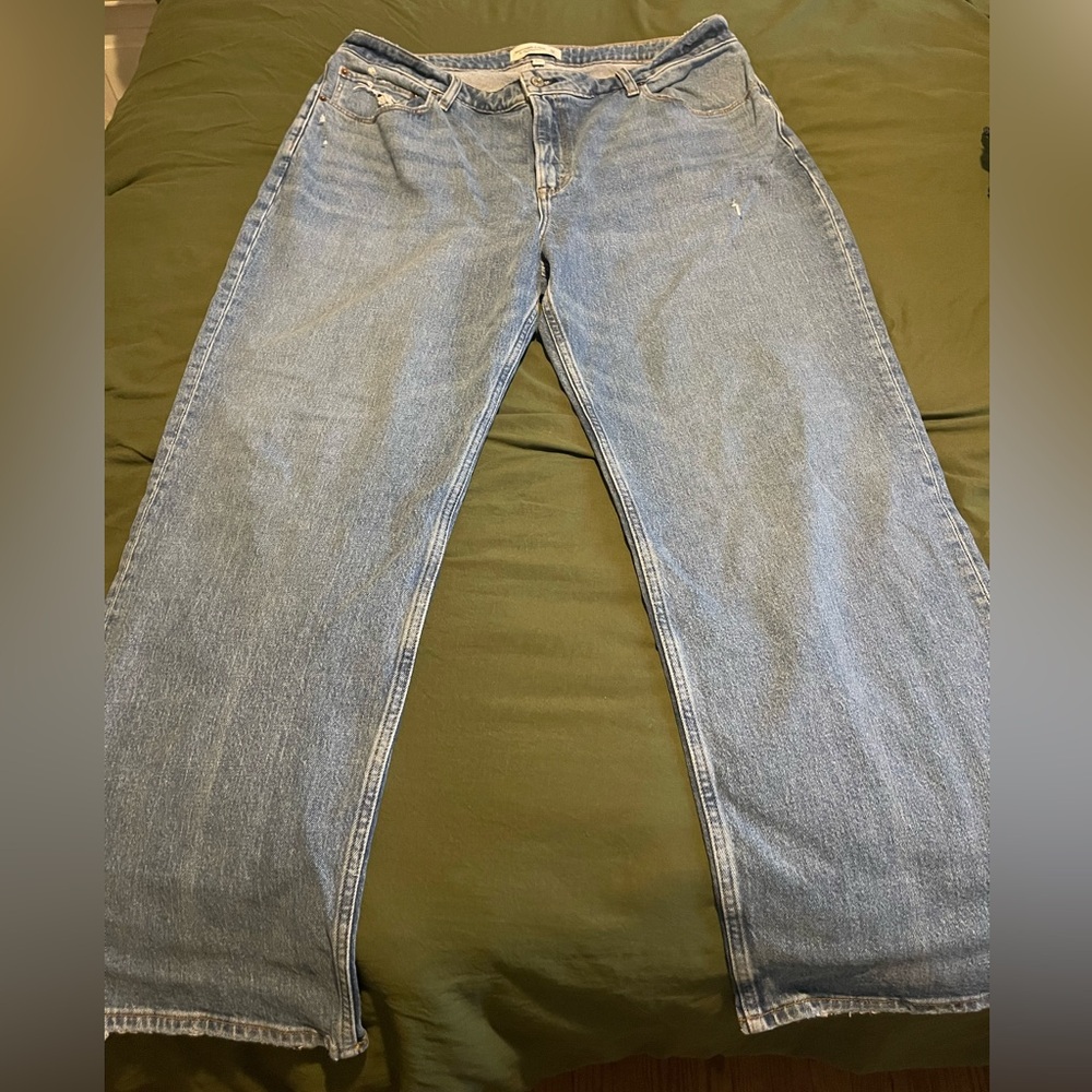90’s relaxed Jean